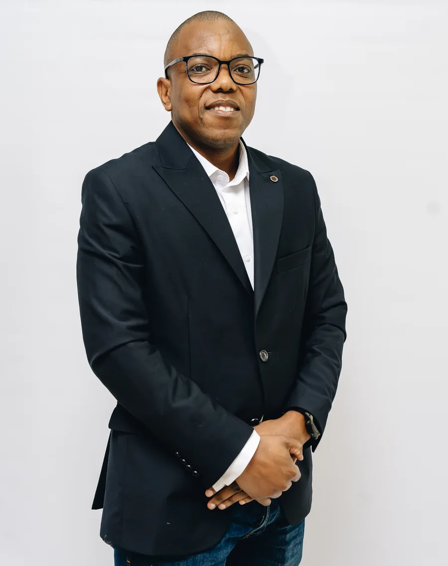 Portrait of Lebogang Makoloi, Founder and Managing Director of LEPABI Advisory Group
